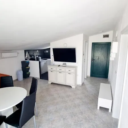 Apartment With Parking Space - 22958 *